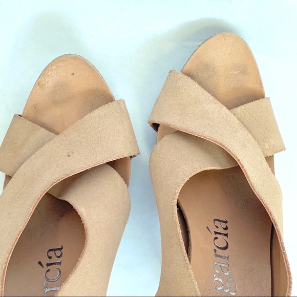 Pedro Garcia Camel Suede Slingback Pumps - Picture 8 of 8